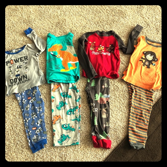 Lot of 4 long sleeve cotton jammies. - Picture 1 of 5